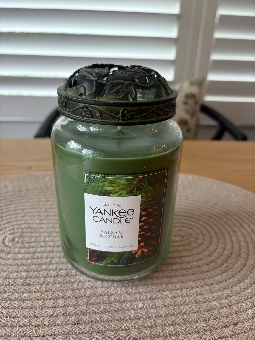 Yankee Candle Decorative Round Metal Toppers and Candle Stand - Picture 4 of 7